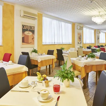 Selene Hotel
